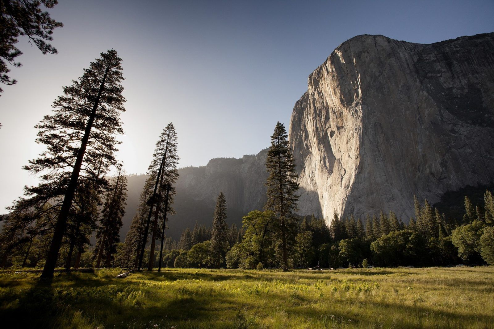 El Capitan boulder in Yosemite Valley, Yosemite National Park. You can see this park along one of our curated road trip itineraries around the best national parks in the United States.